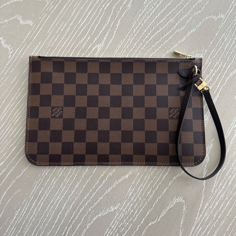 AUTHENTIC LV Pouch from Neverfull! Damier Ebene, Cherry Red Interior - NEW